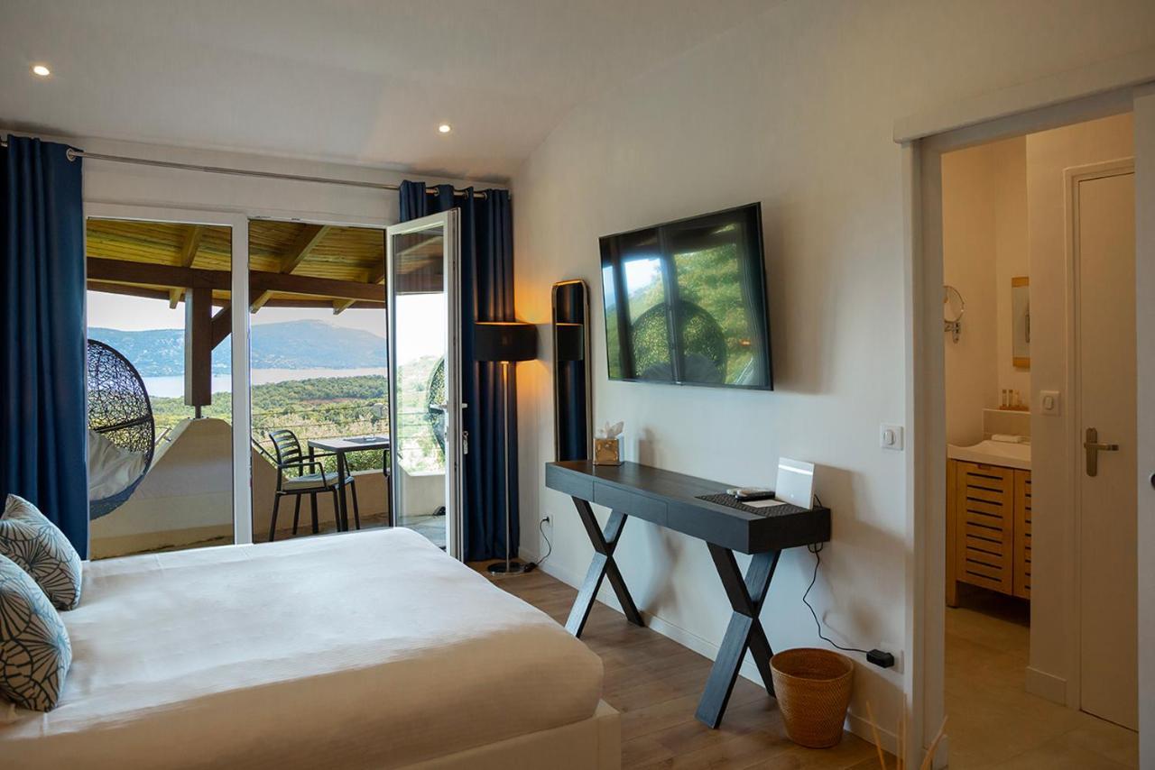 Swim Lodge Hotel Piscine Privee Ou Jacuzzi Prive Porto-Vecchio  Exterior photo